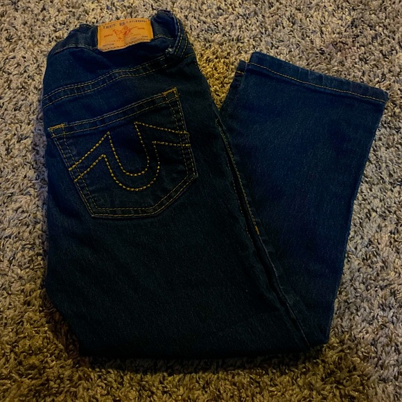 TRUE RELIGION -Boy size 4 pants barely worn. With adjustable waist. - Picture 7 of 8